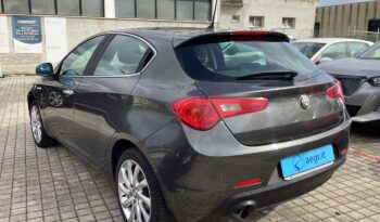 
										Alfa Romeo Giulietta  1.6 JTDm-2 105 CV Distinctive full									