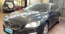 Volvo V60  D3 Geartronic Momentum