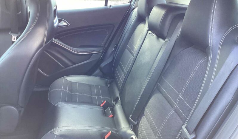 
								Mercedes-Benz GLA (X156) 220 CDI Automatic 4Matic Sport full									