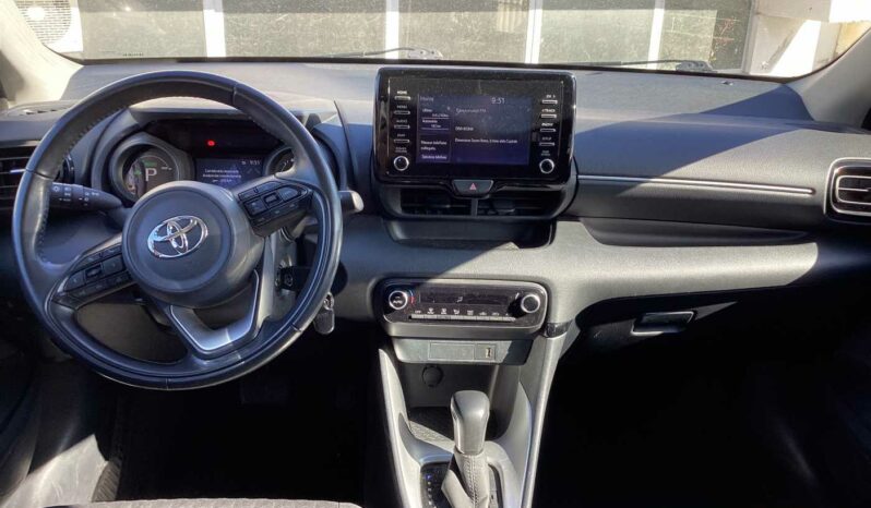 
								Toyota Yaris 4ª serie 1.5 Hybrid 5 porte Trend full									
