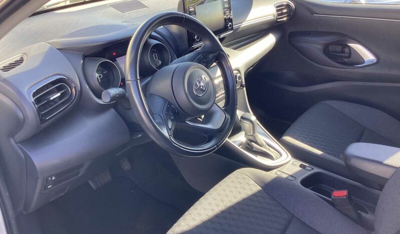 
								Toyota Yaris 4ª serie 1.5 Hybrid 5 porte Trend full									