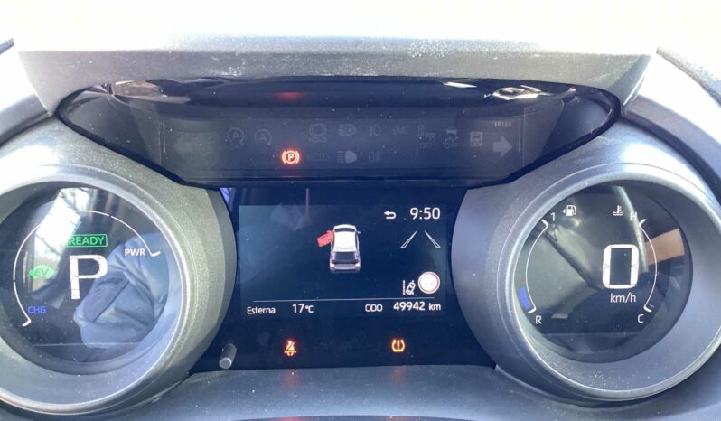
								Toyota Yaris 4ª serie 1.5 Hybrid 5 porte Trend full									