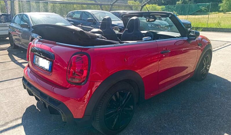 
								MINI Cbr. (F57) Mini 1.5 Cooper JCW Cabrio full									