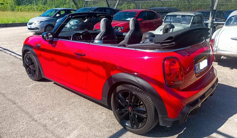 
								MINI Cbr. (F57) Mini 1.5 Cooper JCW Cabrio full									
