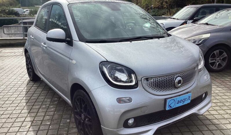 
								Smart forfour 2ªs. (W453) 90 0.9 Turbo twinamic Perfect full									