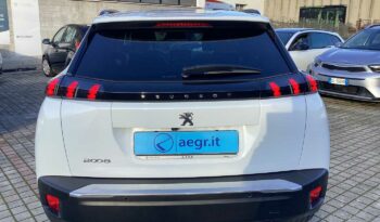 
										Peugeot 2008 2ª serie BlueHDi 110 S&S Allure full									