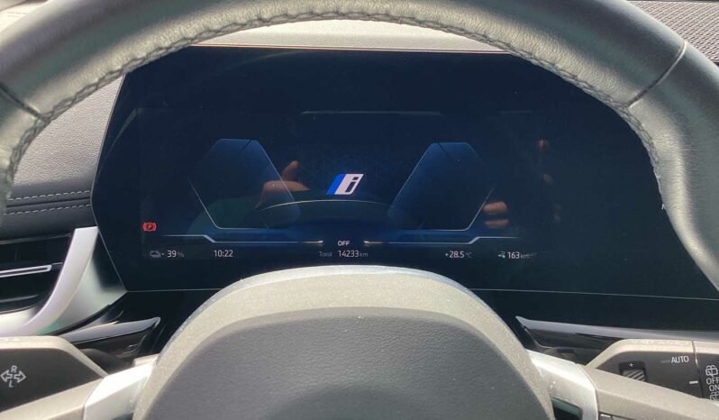 
								BMW iX1 (U11) xDrive 30 xLine full									