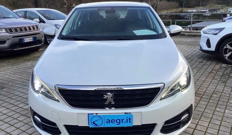 
								Peugeot 308 full									