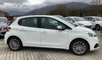 
										Peugeot 208 1° serie BlueHDi 75 S&S 5 porte Active full									