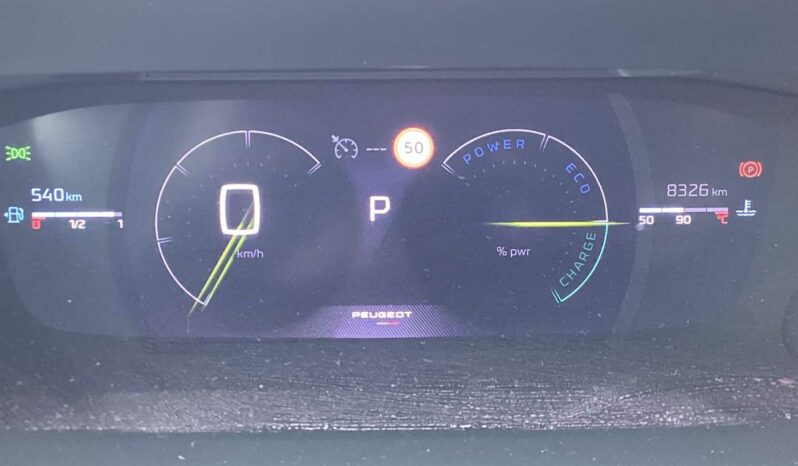 
								Peugeot 2008 2ª serie Hybrid 136 e-DCS6 GT full									