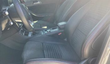 
										Mercedes-Benz GLA (X156) 200 d Sport full									