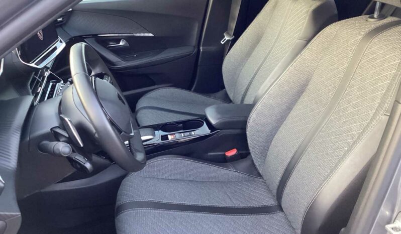 
								Peugeot 2008 2ª serie BlueHDi 130 S&S EAT8 Allure full									