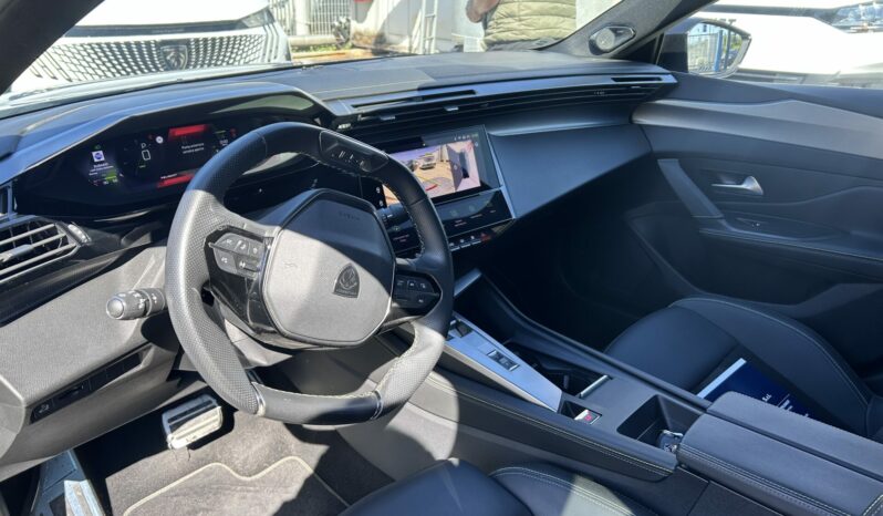 
								PEUGEOT 408 PURETECH EAT8 GT full									