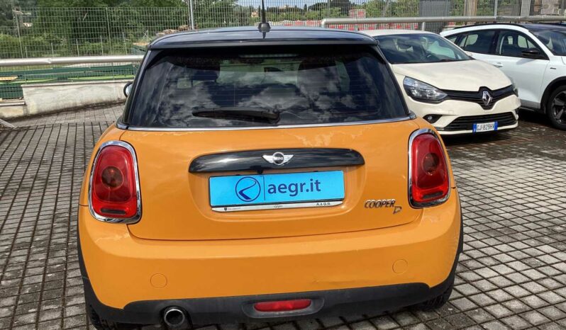 
								MINI 4ª serie (F56) Mini 1.5 Cooper D full									