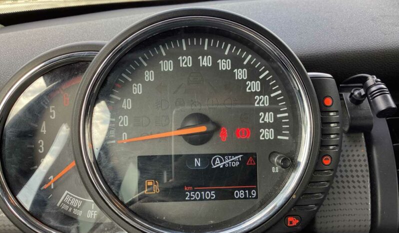 
								MINI 4ª serie (F56) Mini 1.5 Cooper D full									