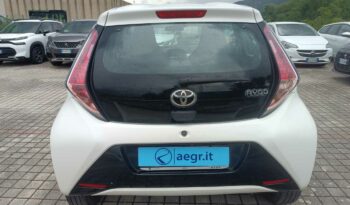 
										Toyota Aygo 2ª serie 1.0 VVT-i 69 CV 3 porte x-play MMT full									