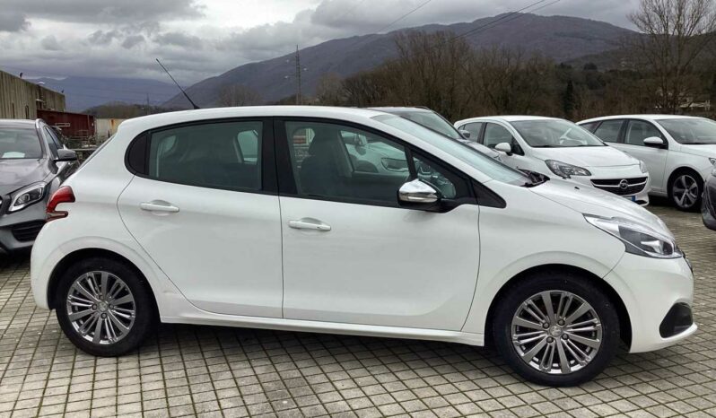 
								Peugeot 208 1° serie BlueHDi 75 S&S 5 porte Active full									