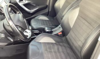 
										Peugeot 2008 1° serie PureTech Turbo 110 S&S Allure full									
