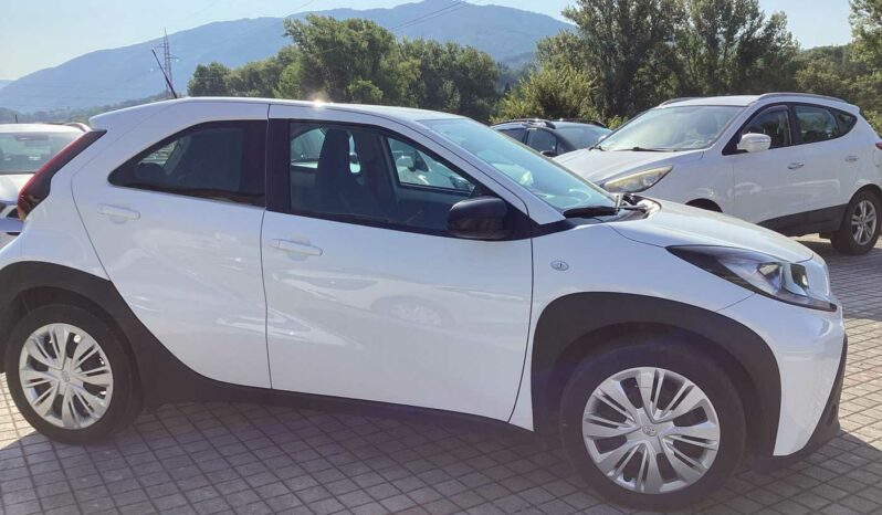 
								Toyota Aygo X X 1.0 VVT-i 72 CV 5 porte Active S-CVT full									