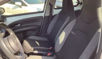 
										Toyota Aygo X X 1.0 VVT-i 72 CV 5 porte Active S-CVT full									