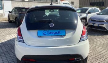 
										Lancia Ypsilon 3ª serie 1.0 FireFly 5 porte S&S Hybrid Gold full									