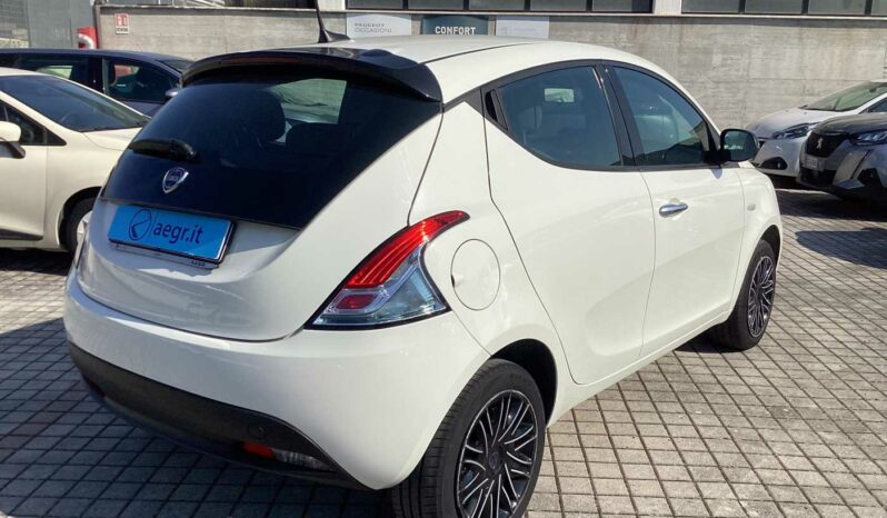 
								Lancia Ypsilon 3ª serie 1.0 FireFly 5 porte S&S Hybrid Gold full									